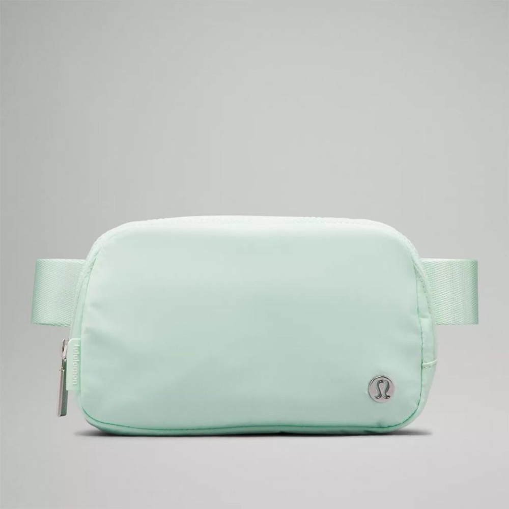 Lululemon Mint Moment Belt Bag
